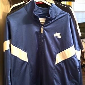 Early 2000’s Nike Air zip jacket